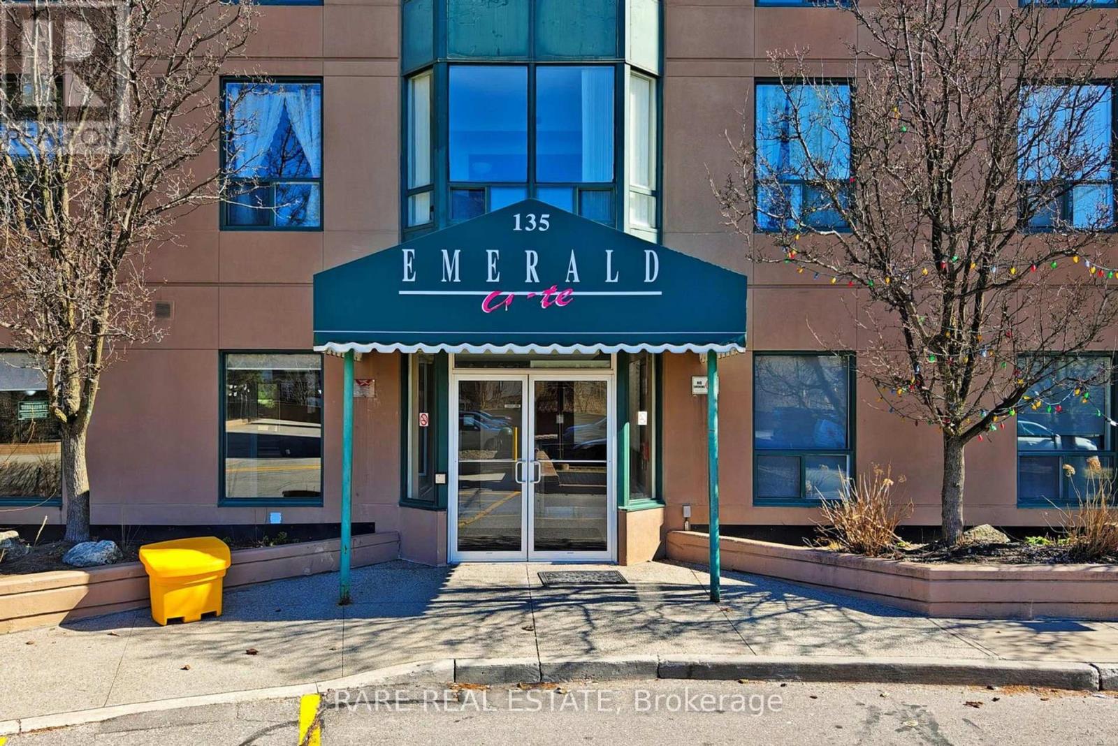 812 - 135 Hillcrest Avenue, Mississauga, Ontario L5B 4B1 - Photo 29 - W12927796