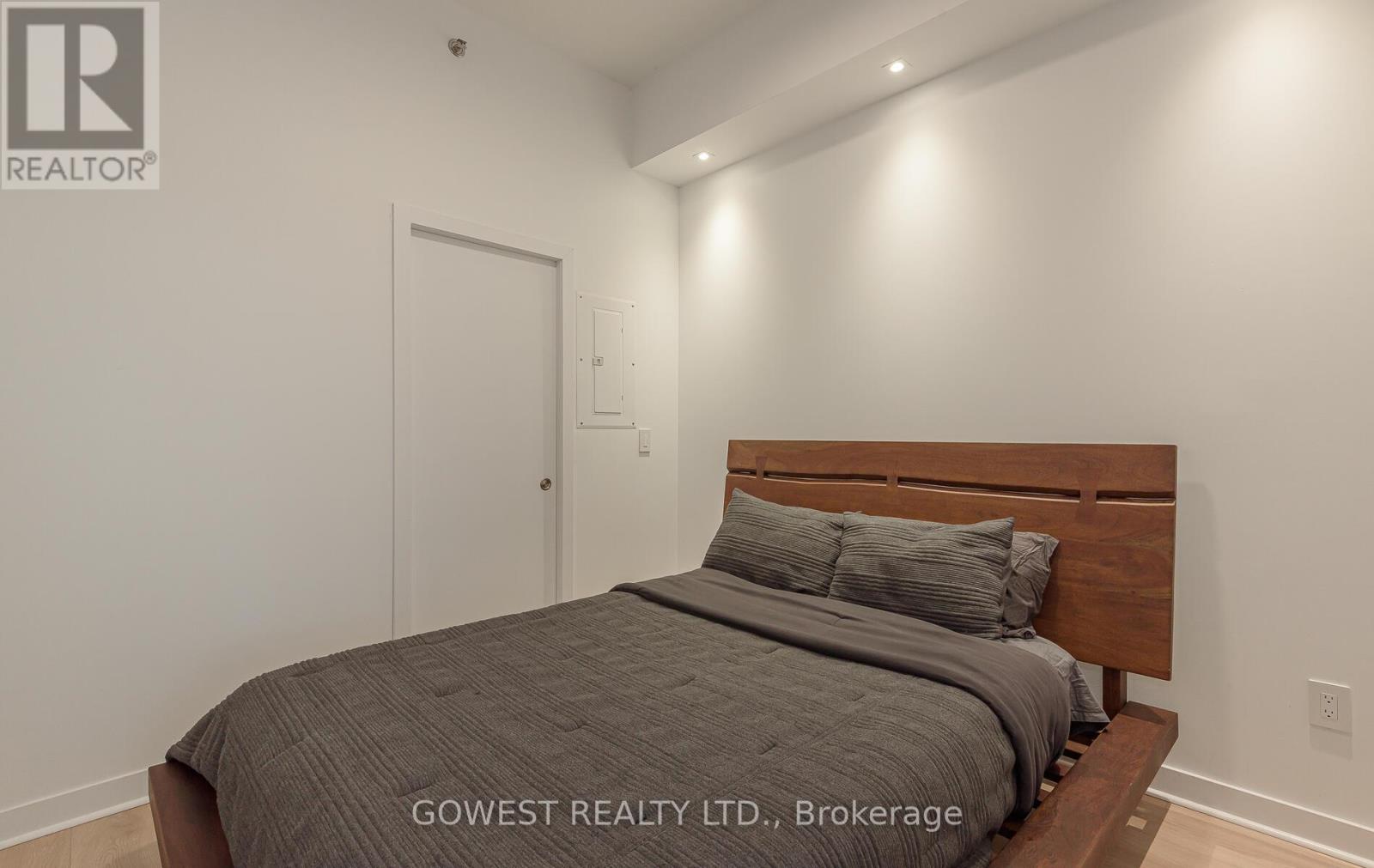 810 - 2490 Old Bronte Road, Oakville, Ontario  L6M 4J2 - Photo 12 - W12927820