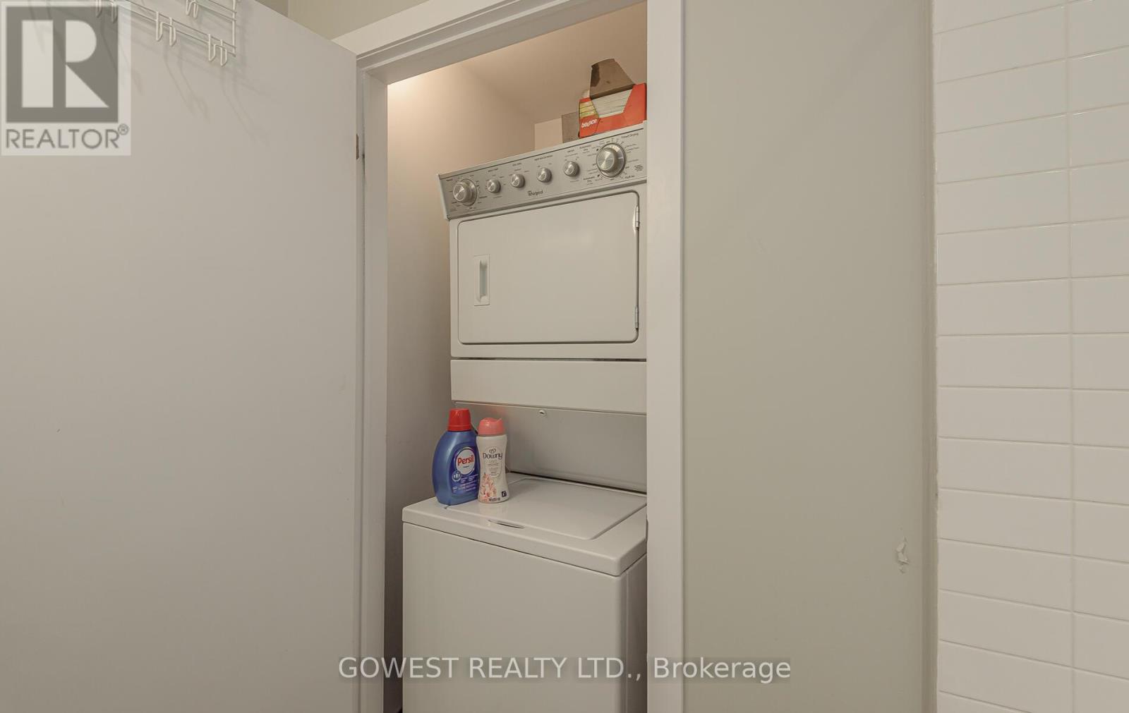 810 - 2490 Old Bronte Road, Oakville, Ontario  L6M 4J2 - Photo 9 - W12927820