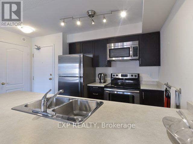 7 - 129 Isaac Devins Boulevard, Toronto, Ontario  M9M 0C4 - Photo 11 - W12927828