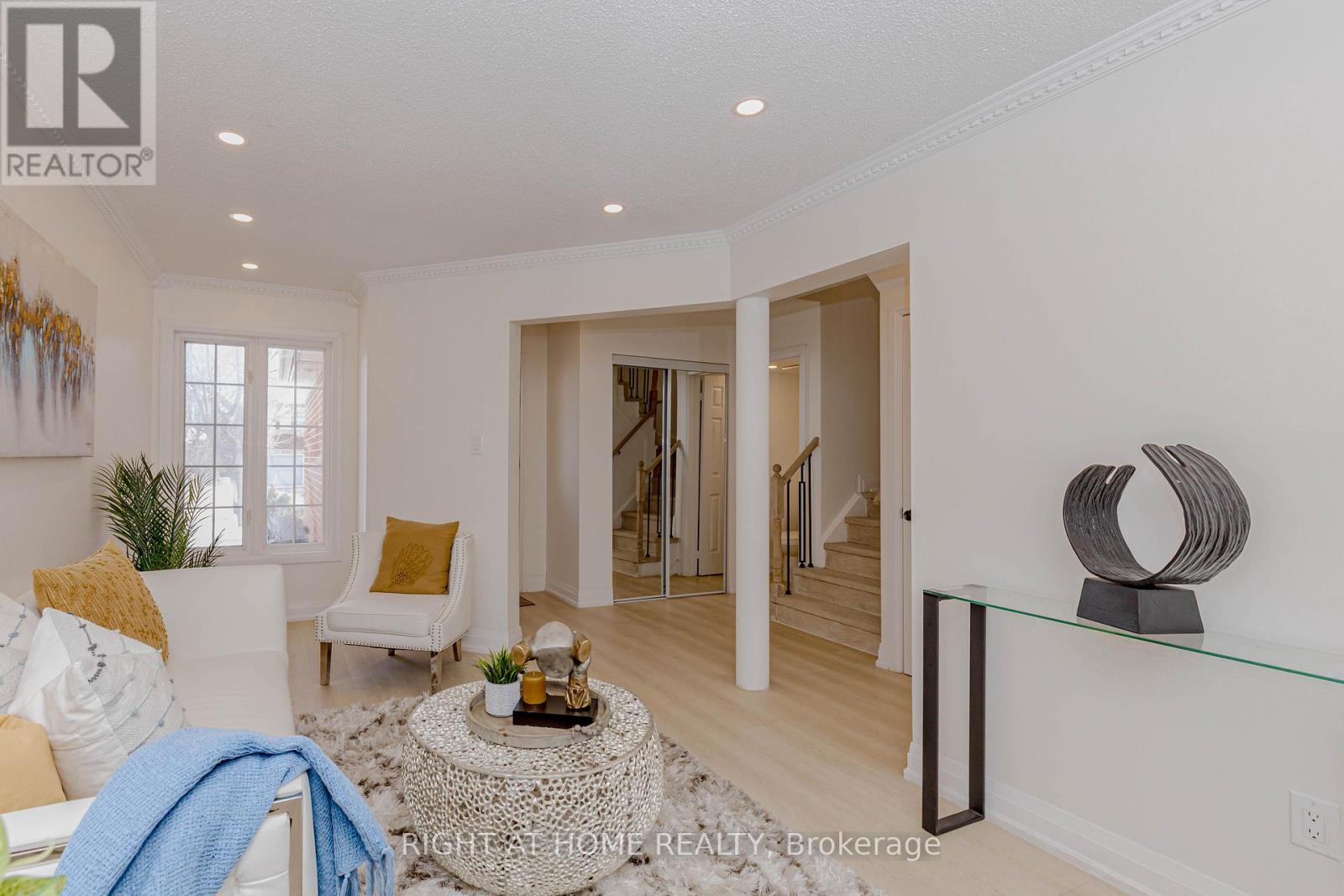 21 Carabram Court, Brampton, Ontario  L6X 4M2 - Photo 12 - W12927850