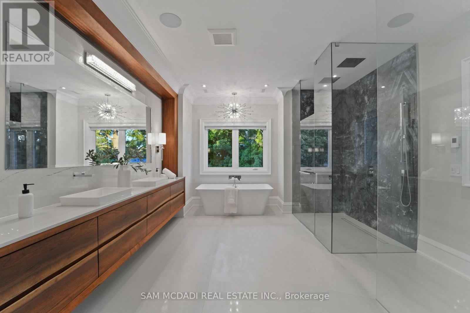 371 Willis Drive, Oakville, Ontario  L6L 4T9 - Photo 27 - W12927856