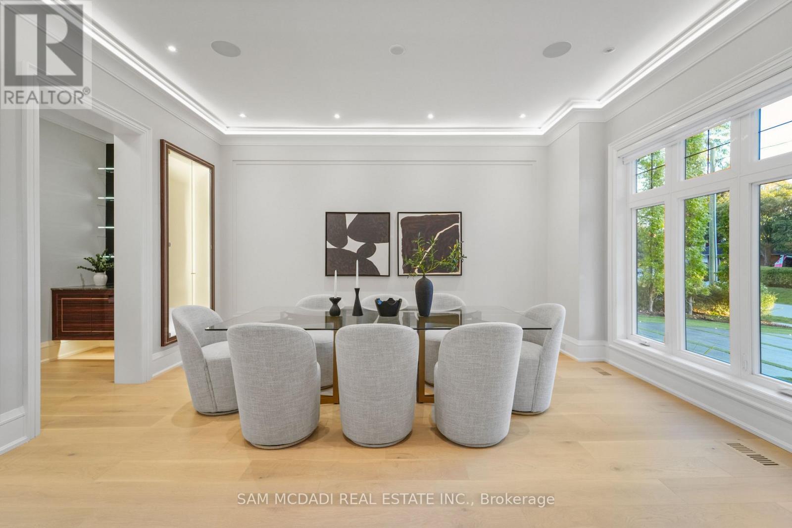 371 Willis Drive, Oakville, Ontario  L6L 4T9 - Photo 6 - W12927856