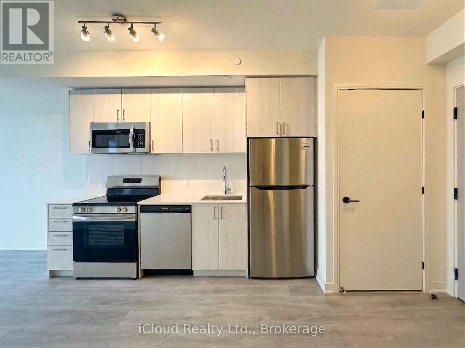 2406 - 8020 Derry Road, Milton, Ontario  L9T 9N7 - Photo 8 - W12927858