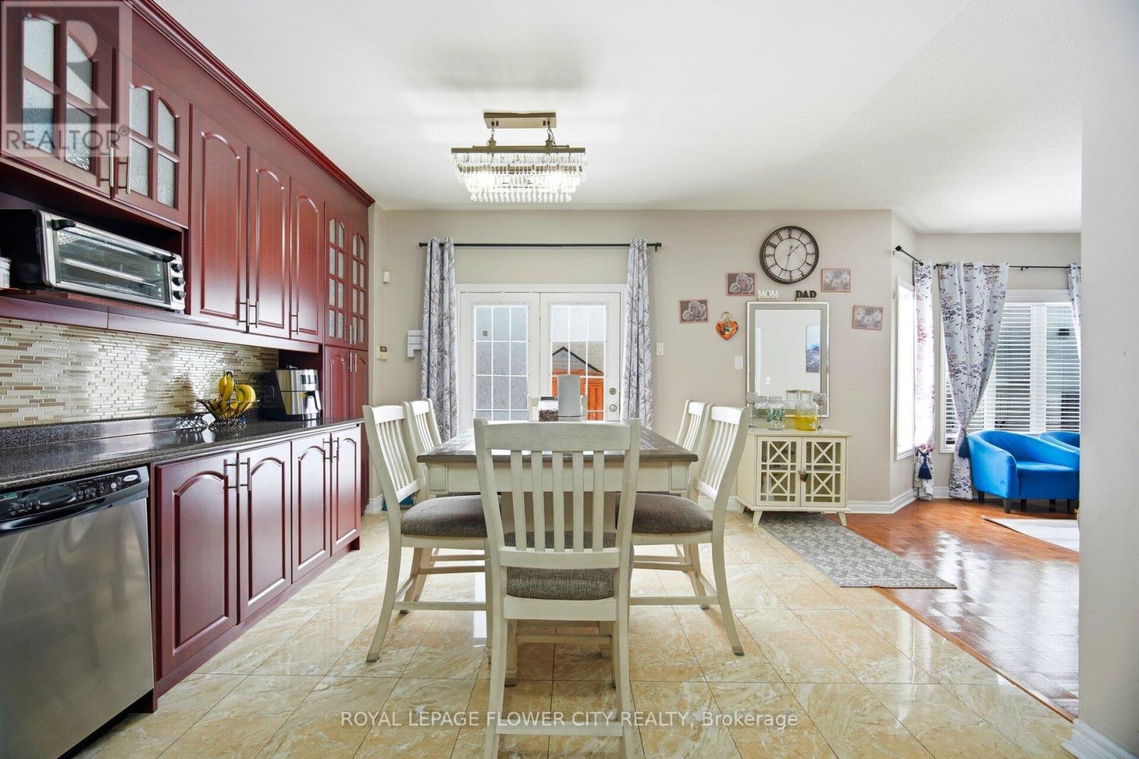 67 Olde Town Road, Brampton, Ontario  L6X 4T8 - Photo 13 - W12927872