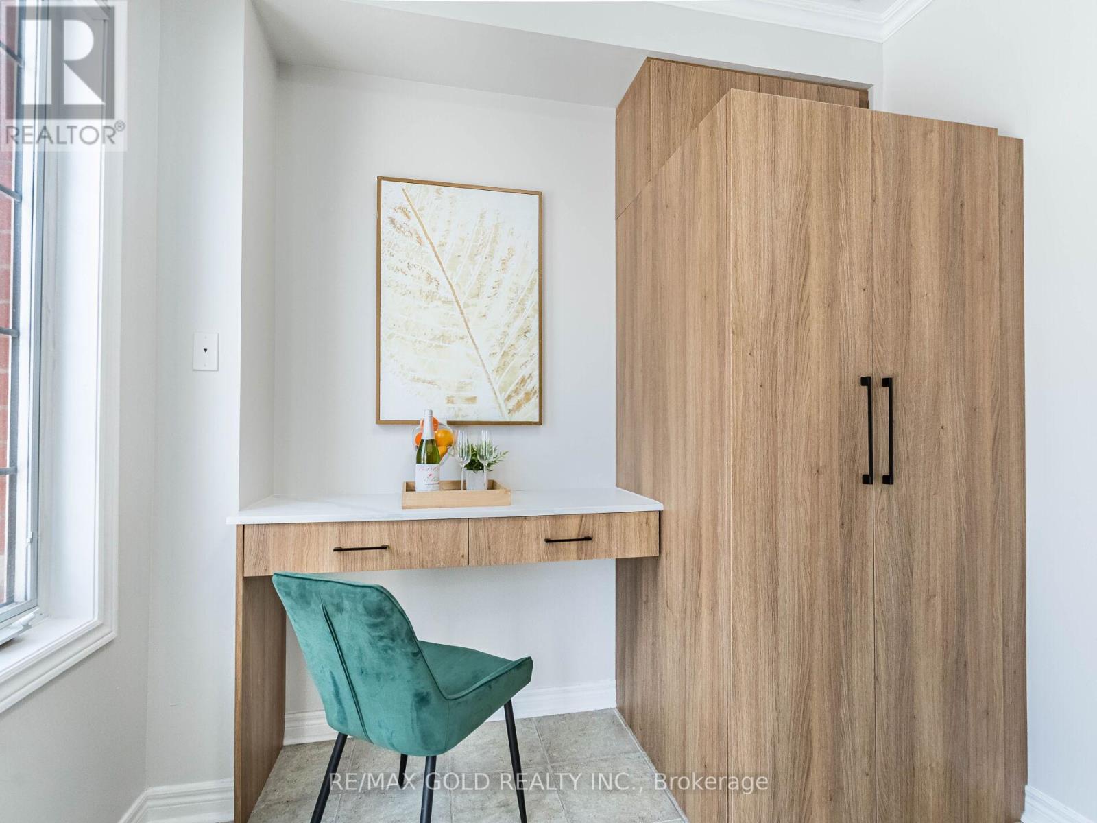 47 Connolly Crescent, Brampton, Ontario L6R 0G9 - Photo 17 - W12927878