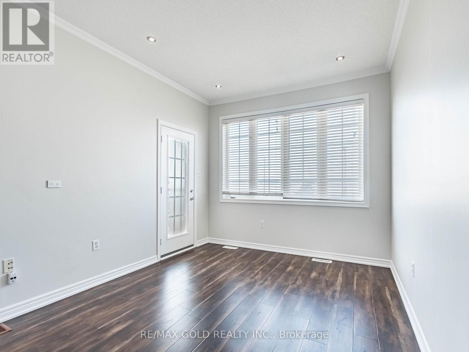 47 Connolly Crescent, Brampton, Ontario L6R 0G9 - Photo 26 - W12927878