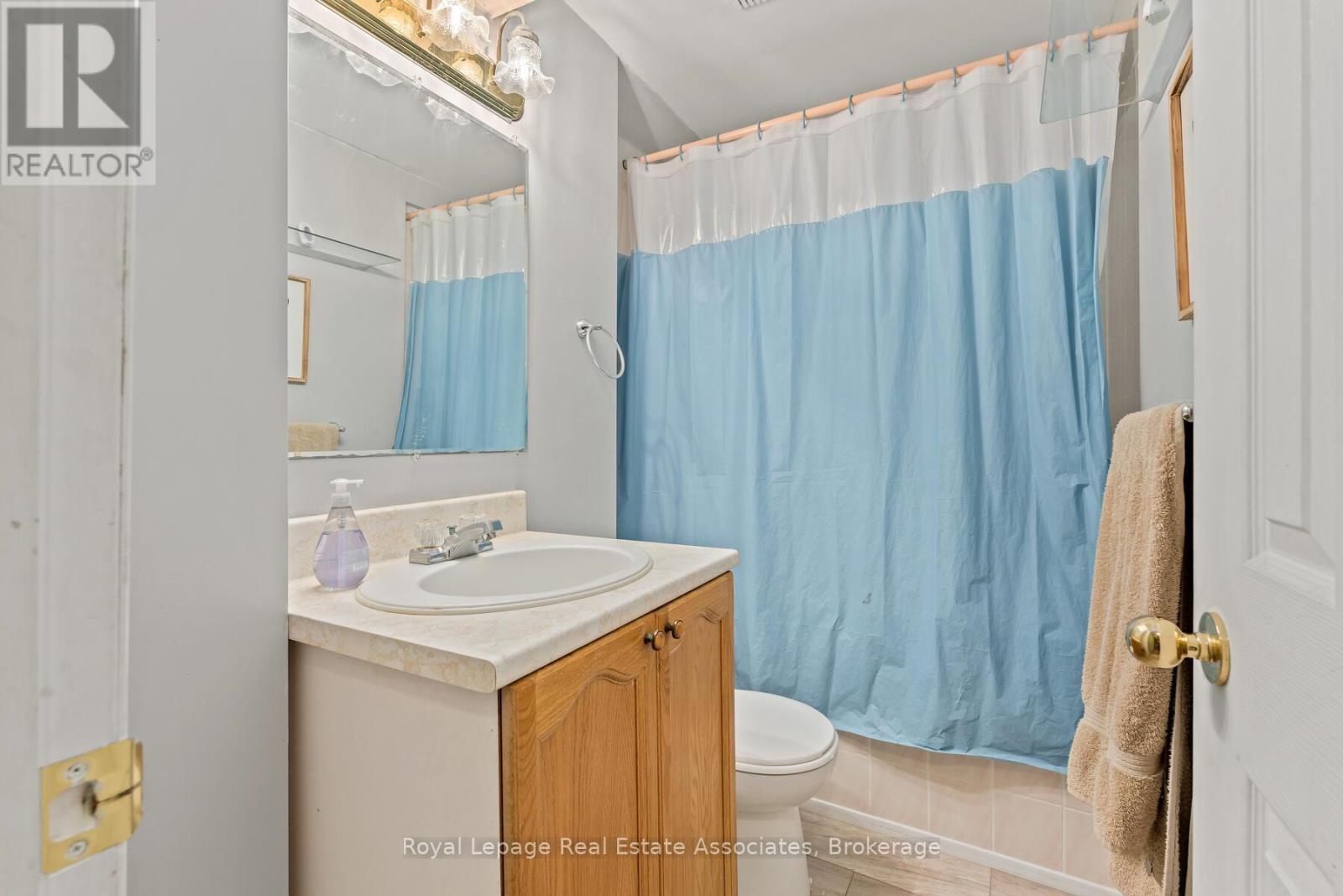 80 Lauchlin Crescent, Halton Hills (Georgetown), Ontario  L7G 5R5 - Photo 31 - W12927882