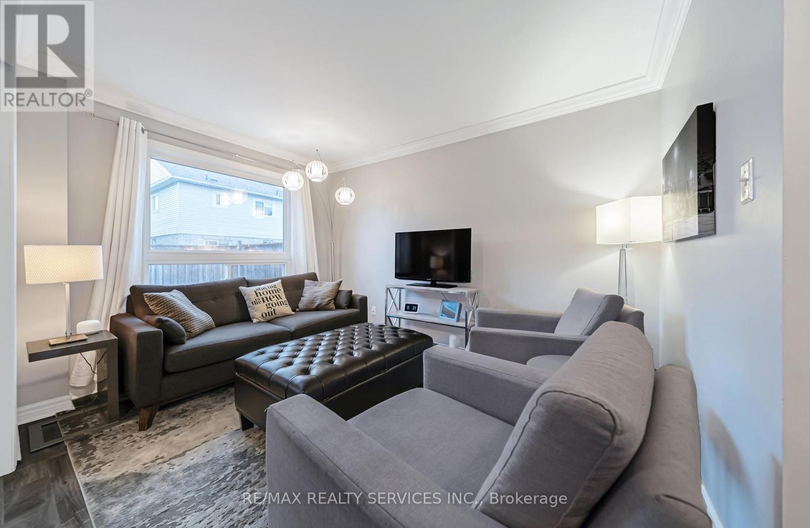 23 Earl Grey Crescent, Brampton, Ontario  L7A 2L3 - Photo 11 - W12927916