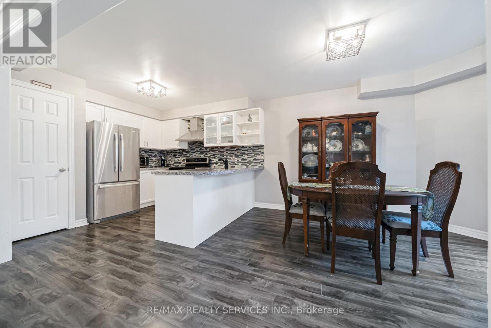 23 Earl Grey Crescent, Brampton, Ontario  L7A 2L3 - Photo 13 - W12927916