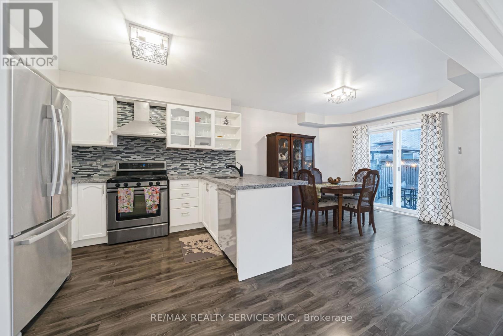 23 Earl Grey Crescent, Brampton, Ontario  L7A 2L3 - Photo 14 - W12927916