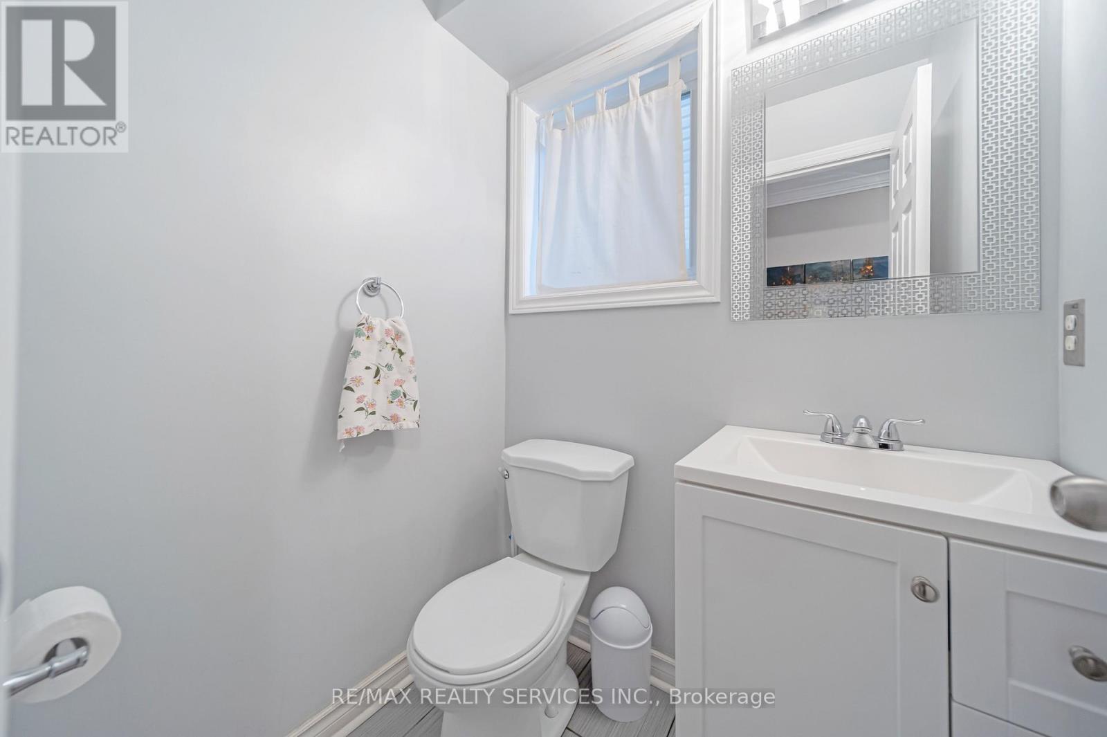 23 Earl Grey Crescent, Brampton, Ontario  L7A 2L3 - Photo 7 - W12927916