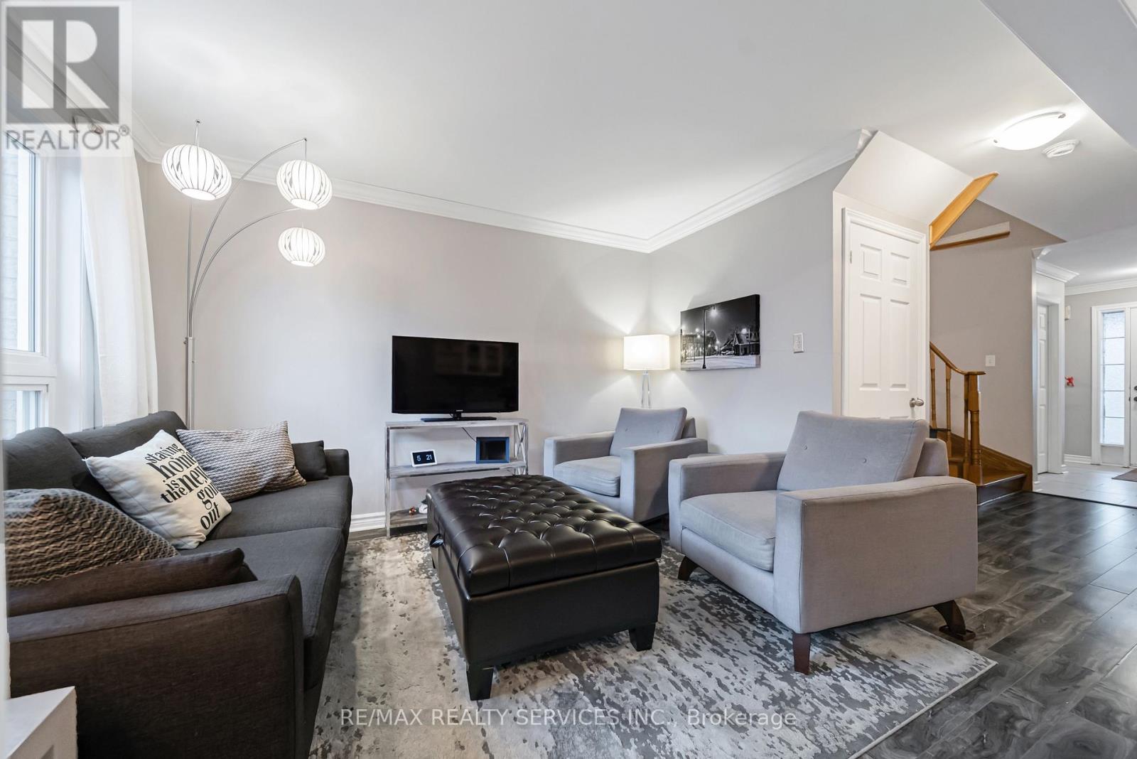 23 Earl Grey Crescent, Brampton, Ontario  L7A 2L3 - Photo 9 - W12927916