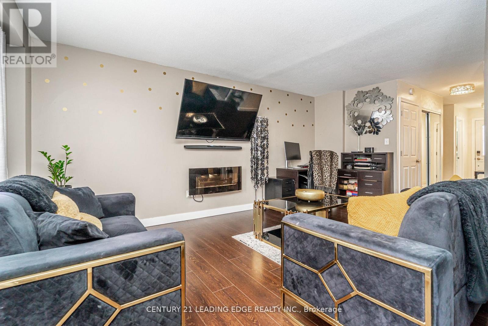 9 - 399 Vodden Street E, Brampton, Ontario  L6V 3V1 - Photo 9 - W12927920