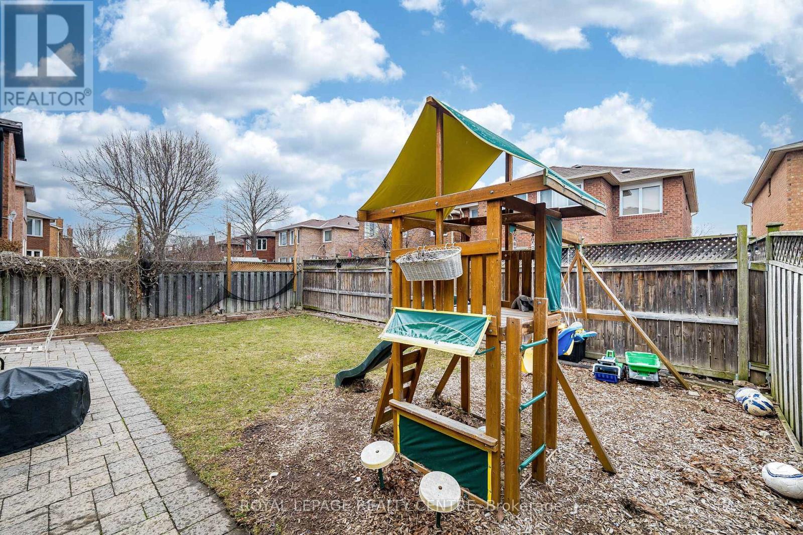 392 Dakota Road, Mississauga, Ontario  L4Z 3A9 - Photo 46 - W12927924