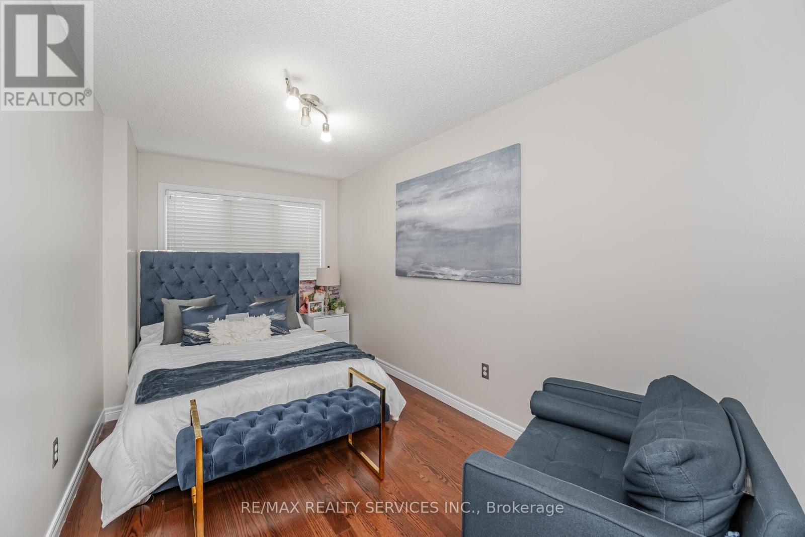 10 Deepcoral Court, Brampton, Ontario  L6V 4P7 - Photo 22 - W12927928