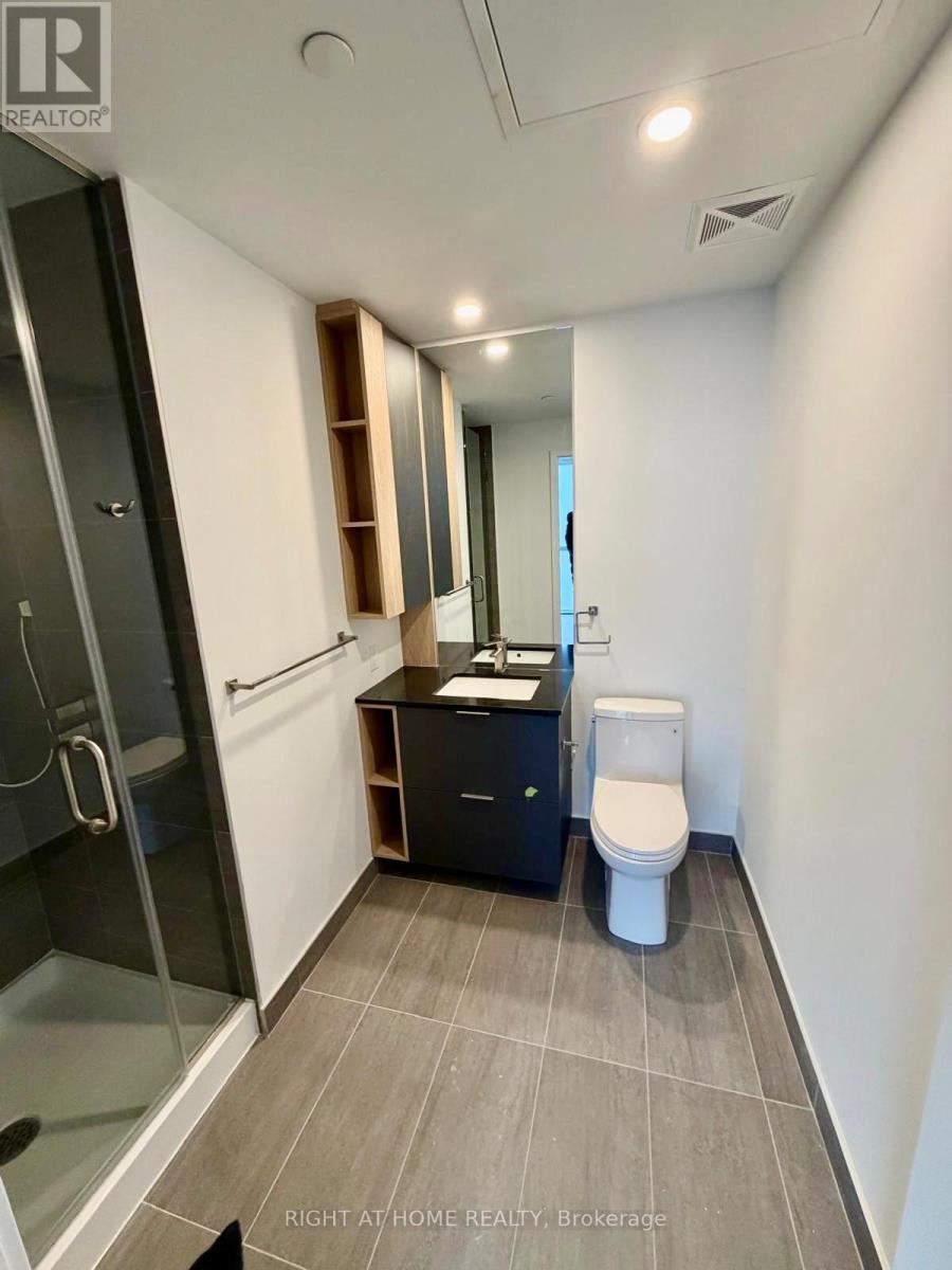 2301 - 1 Fairview Road E, Mississauga, Ontario  L5A 0B4 - Photo 15 - W12927976