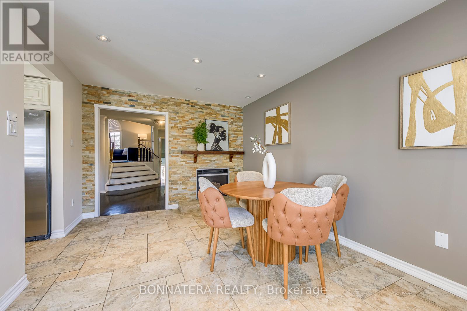 4836 Rosebush Road, Mississauga, Ontario  L5M 5N1 - Photo 13 - W12927978