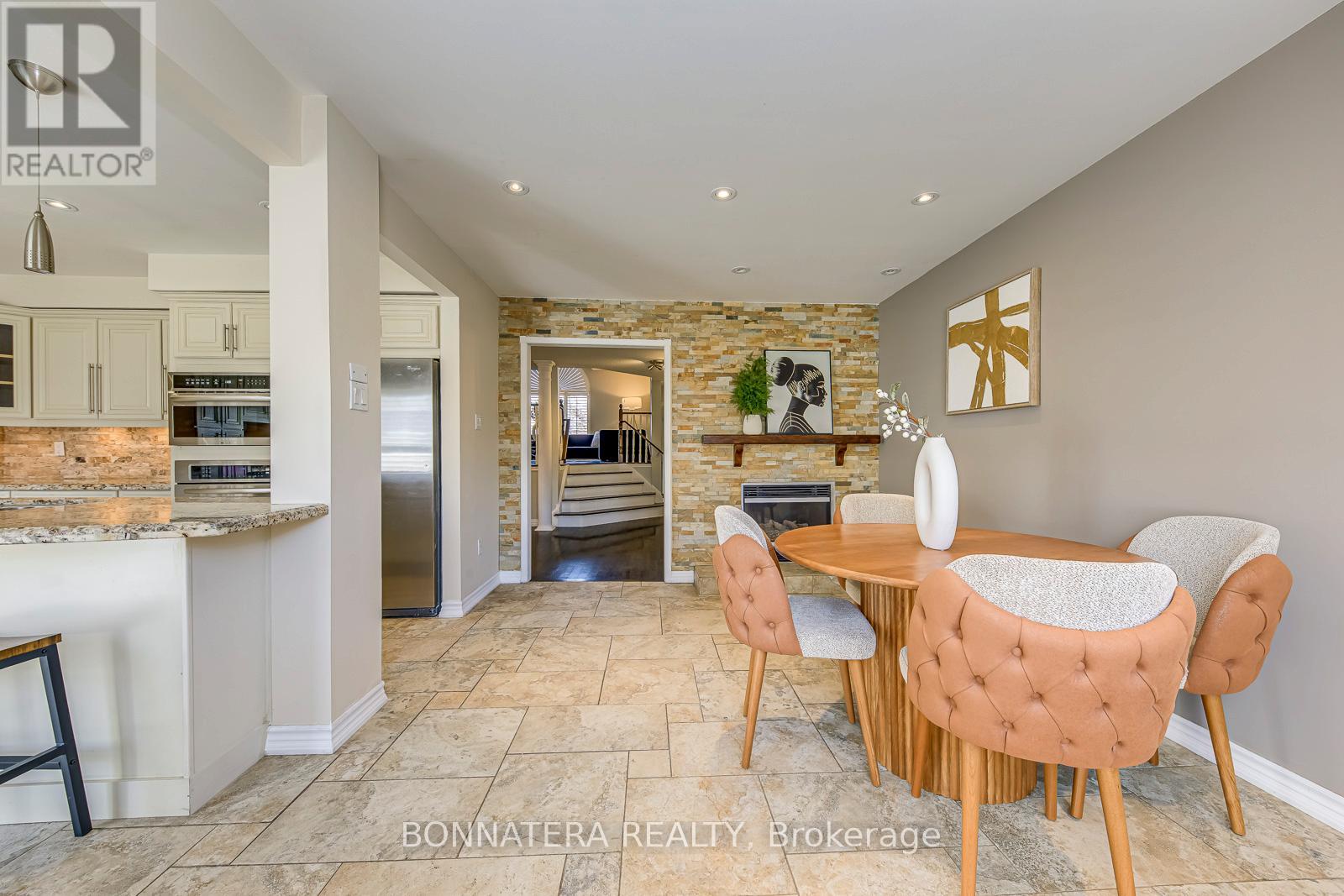 4836 Rosebush Road, Mississauga, Ontario  L5M 5N1 - Photo 14 - W12927978