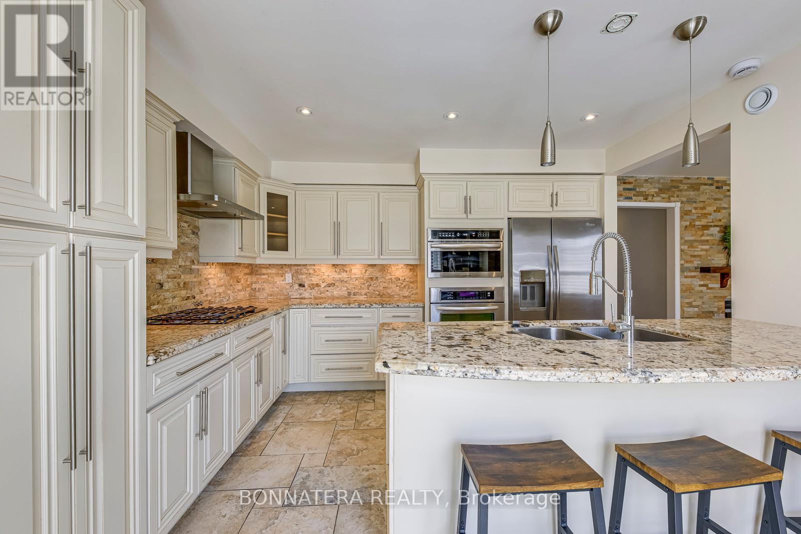 4836 Rosebush Road, Mississauga, Ontario  L5M 5N1 - Photo 17 - W12927978