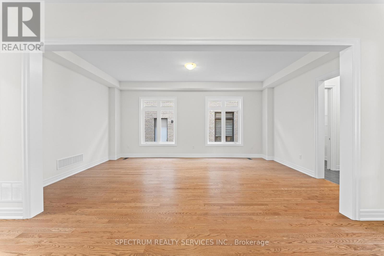 17 Mosswood Trail, Brampton, Ontario  L6P 4E7 - Photo 9 - W12927996