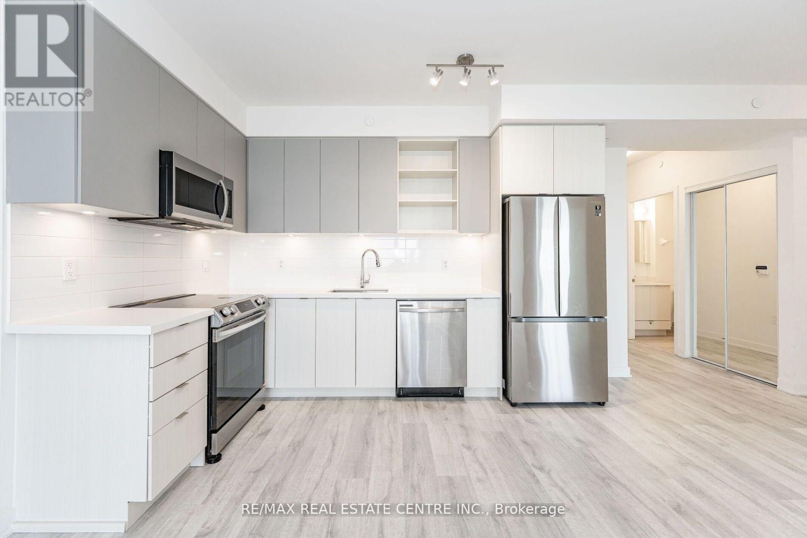 602b - 4655 Metcalfe Avenue, Mississauga, Ontario  L5M 0Z7 - Photo 6 - W12928022