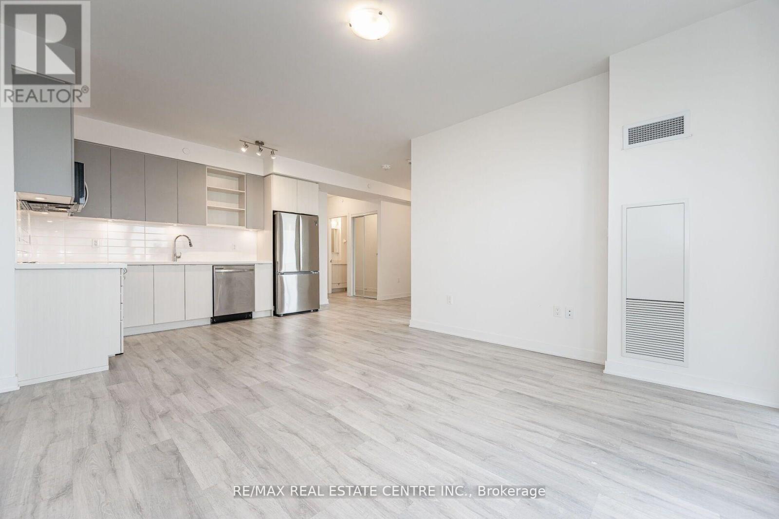 602b - 4655 Metcalfe Avenue, Mississauga, Ontario  L5M 0Z7 - Photo 8 - W12928022