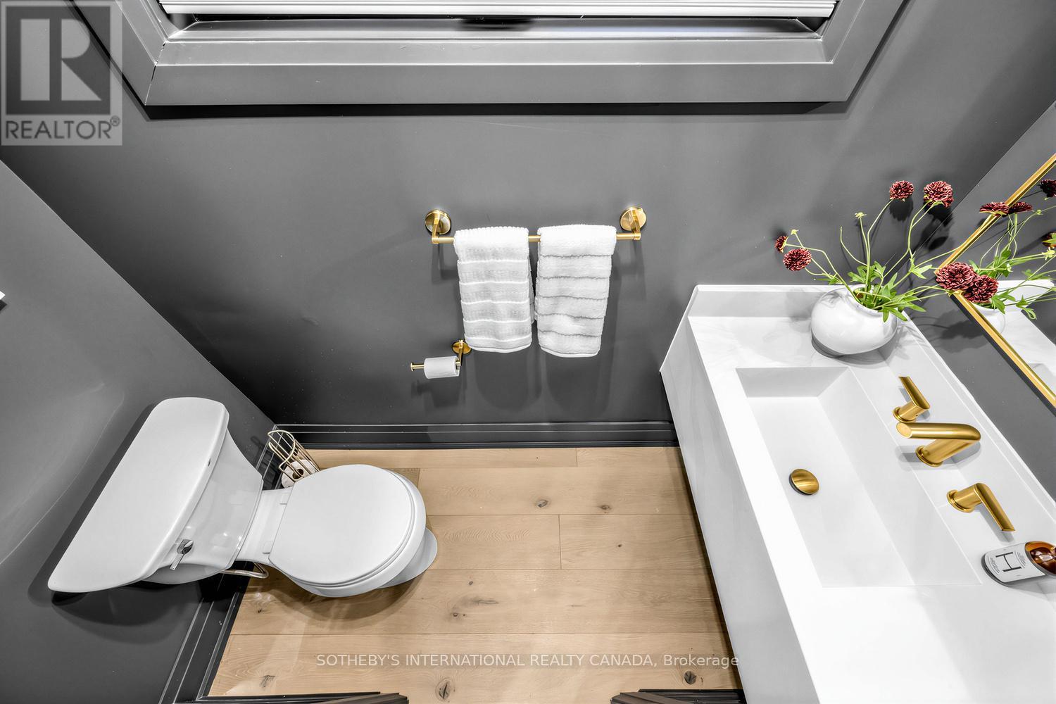 36 Ridley Gardens, Toronto (High Park-Swansea), Ontario  M6R 2T8 - Photo 14 - W12928030