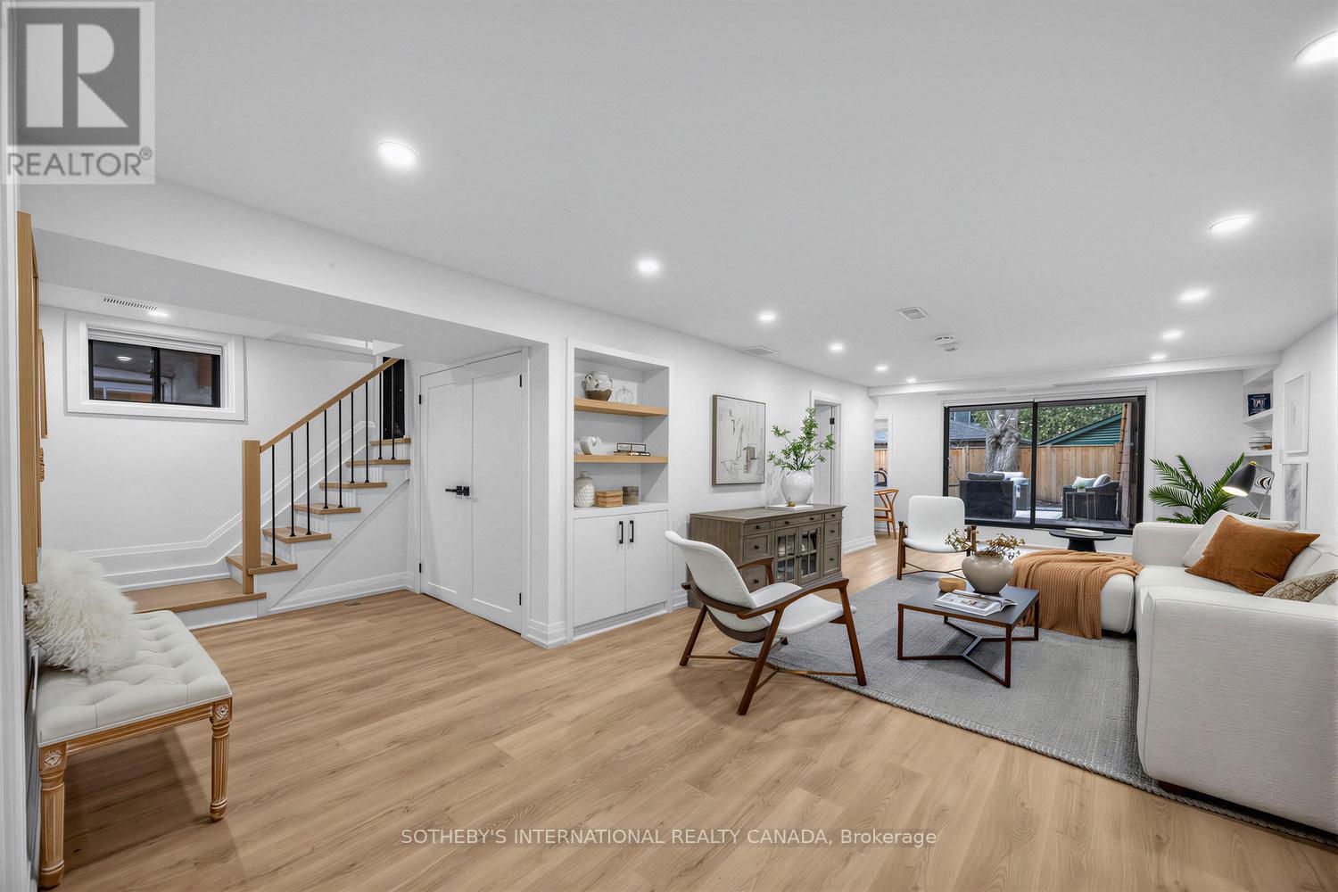 36 Ridley Gardens, Toronto (High Park-Swansea), Ontario  M6R 2T8 - Photo 27 - W12928030