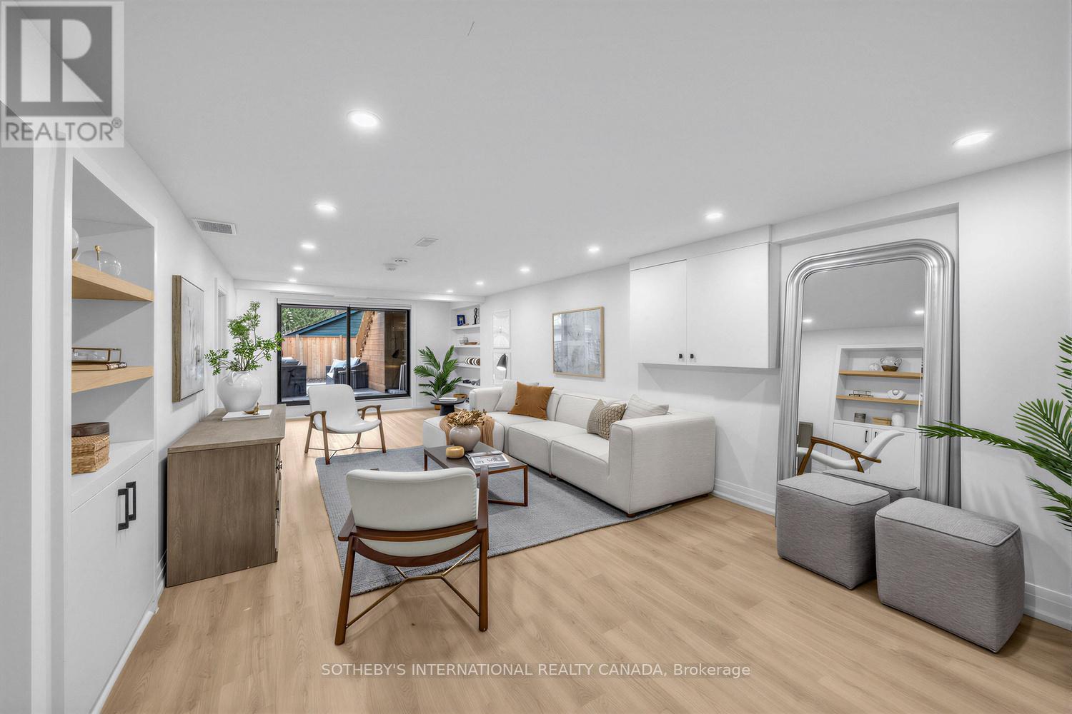 36 Ridley Gardens, Toronto (High Park-Swansea), Ontario  M6R 2T8 - Photo 28 - W12928030