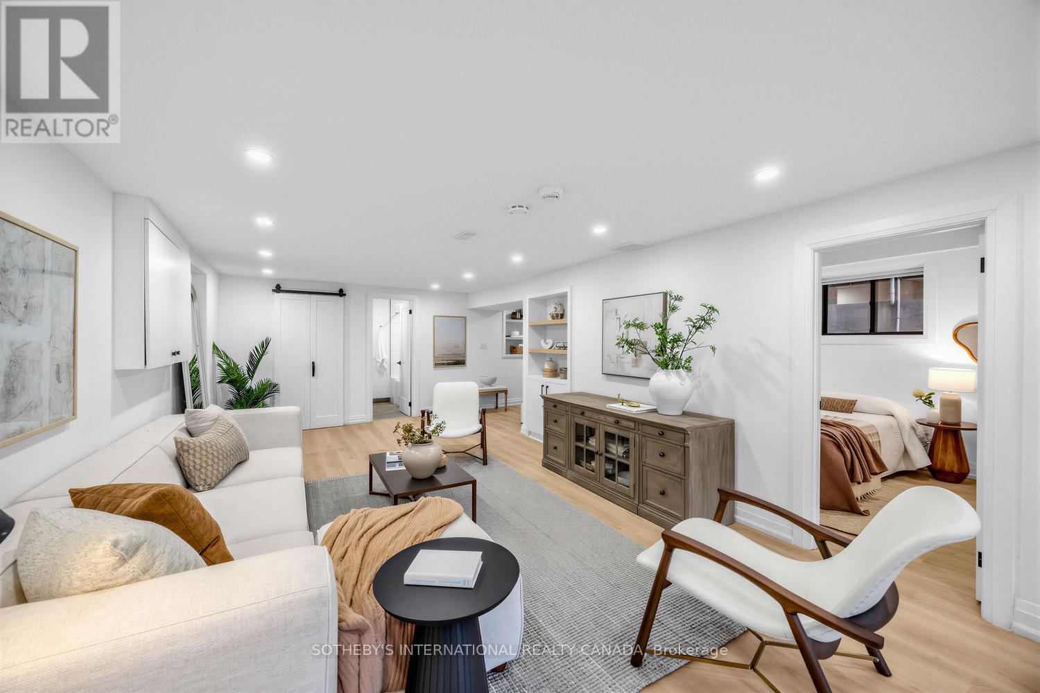 36 Ridley Gardens, Toronto (High Park-Swansea), Ontario  M6R 2T8 - Photo 29 - W12928030