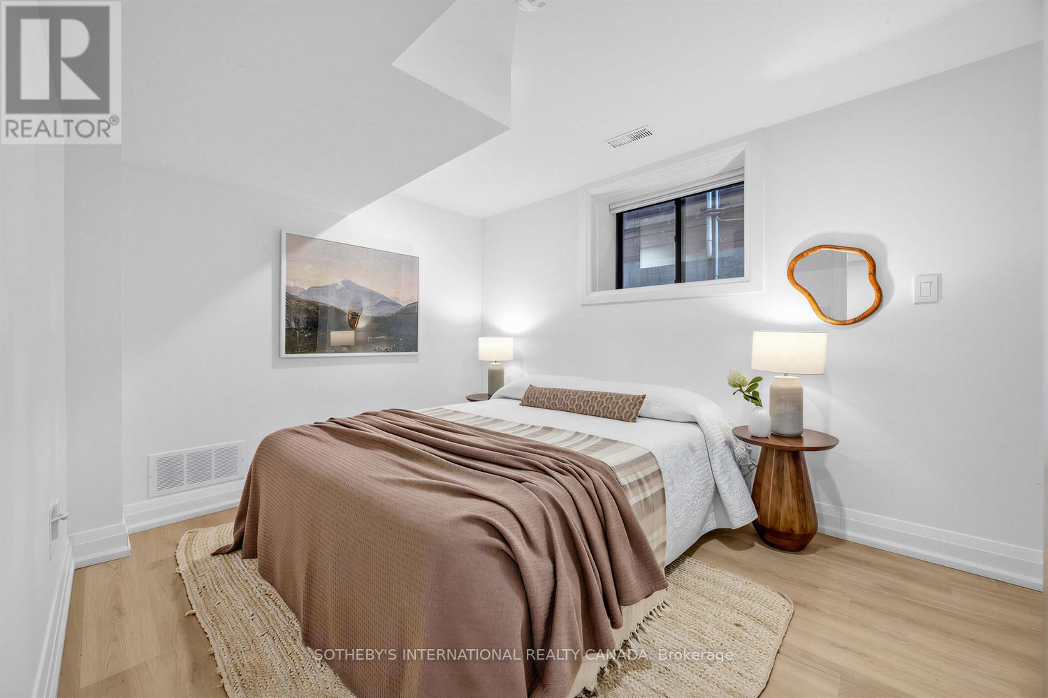 36 Ridley Gardens, Toronto (High Park-Swansea), Ontario  M6R 2T8 - Photo 31 - W12928030