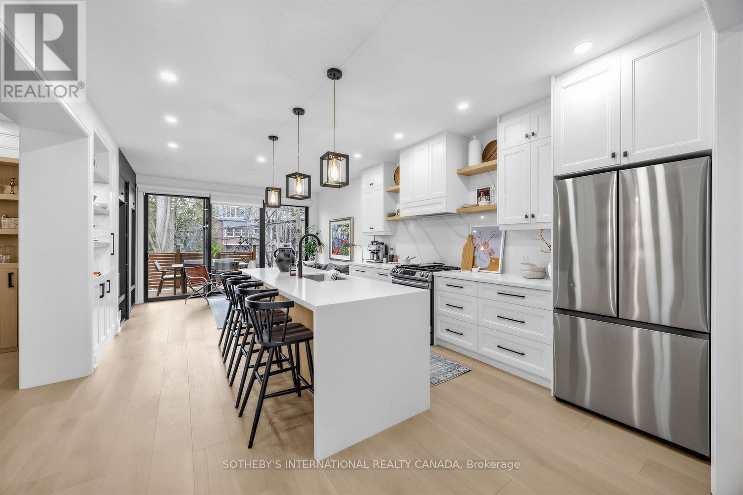 36 Ridley Gardens, Toronto (High Park-Swansea), Ontario  M6R 2T8 - Photo 7 - W12928030