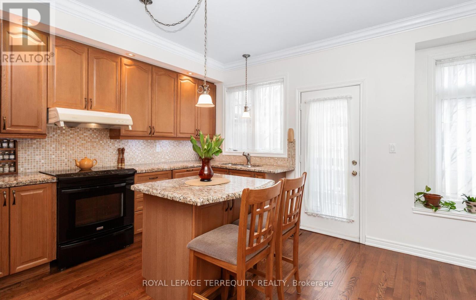 9 - 485 Bristol Road W, Mississauga, Ontario  L5R 4G2 - Photo 15 - W12918140