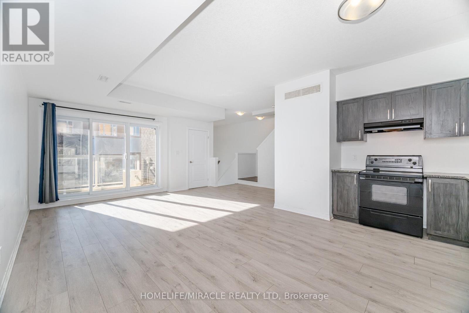 15 Visionary Avenue, Kitchener, Ontario  N2R 0R7 - Photo 16 - X12928018