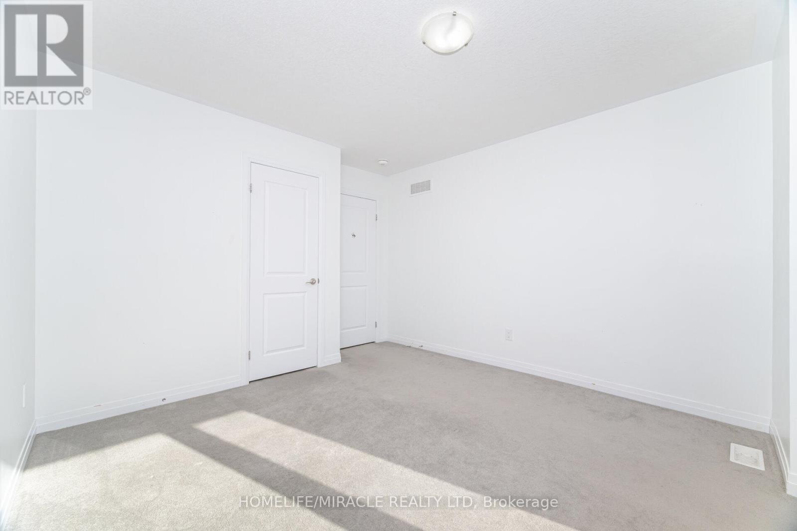 15 Visionary Avenue, Kitchener, Ontario  N2R 0R7 - Photo 28 - X12928018