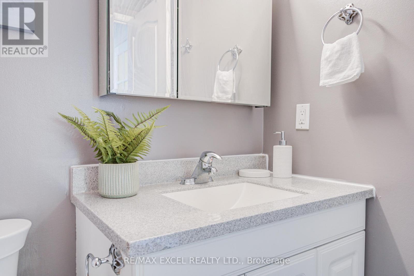 1107 - 5280 Lakeshore Road, Burlington, Ontario  L7L 5R1 - Photo 31 - W12750934