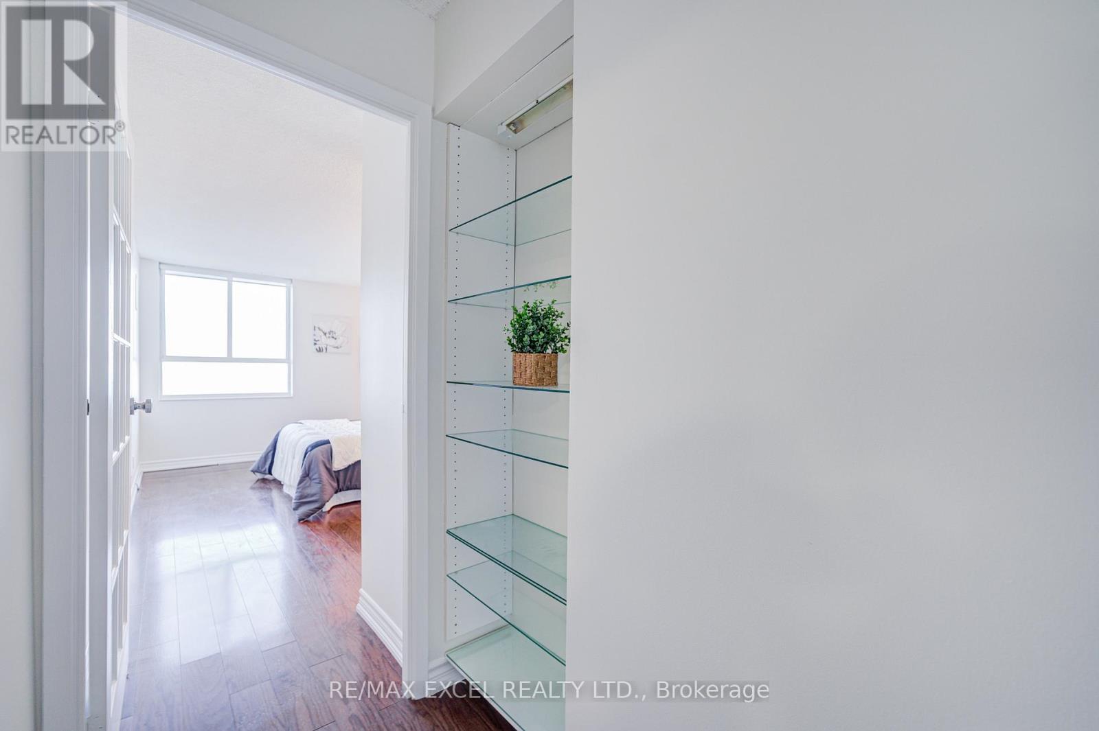 1107 - 5280 Lakeshore Road, Burlington, Ontario  L7L 5R1 - Photo 33 - W12750934