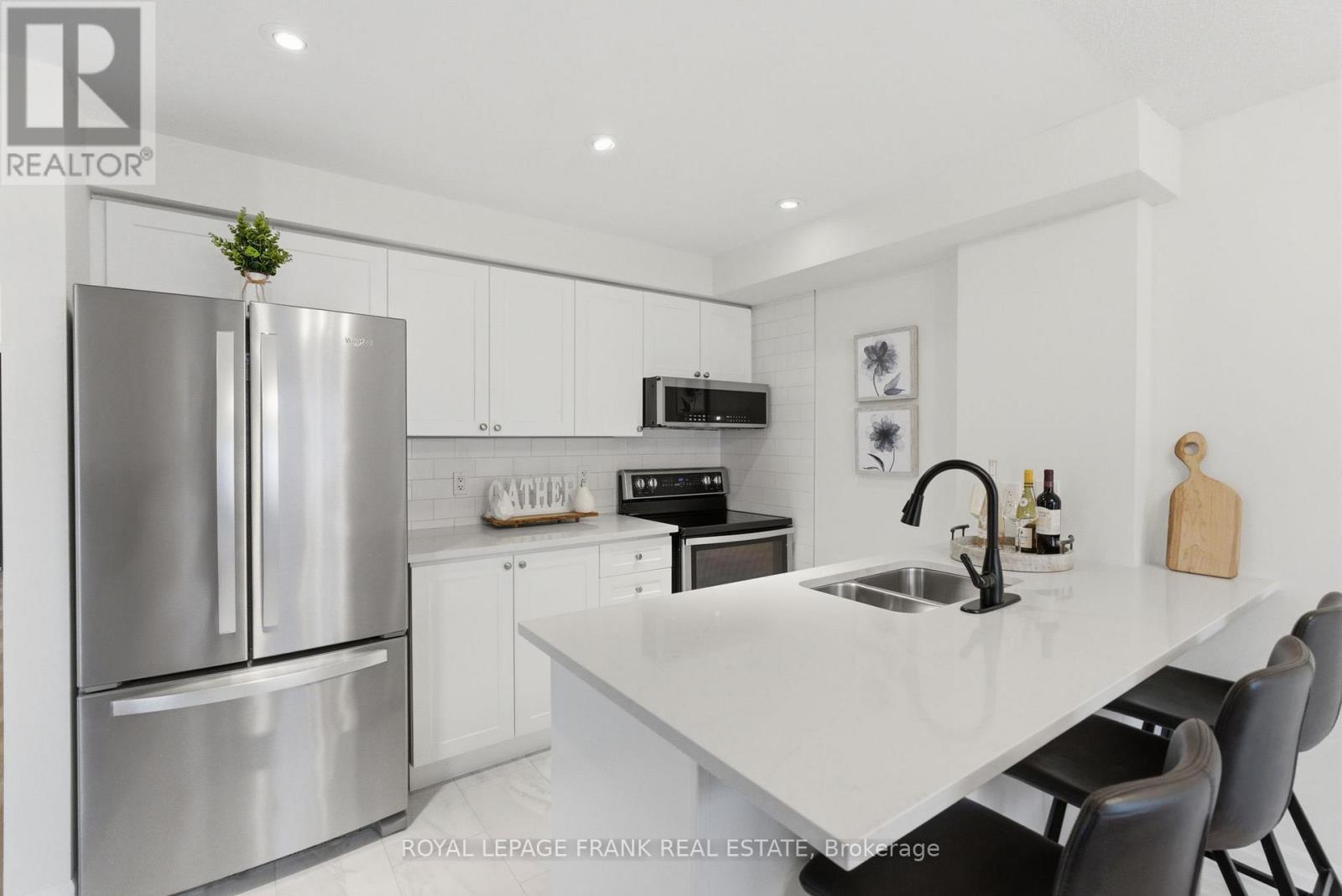 301 - 75 Shipway Avenue, Clarington, Ontario L1B 0B8 - Photo 11 - E12928076