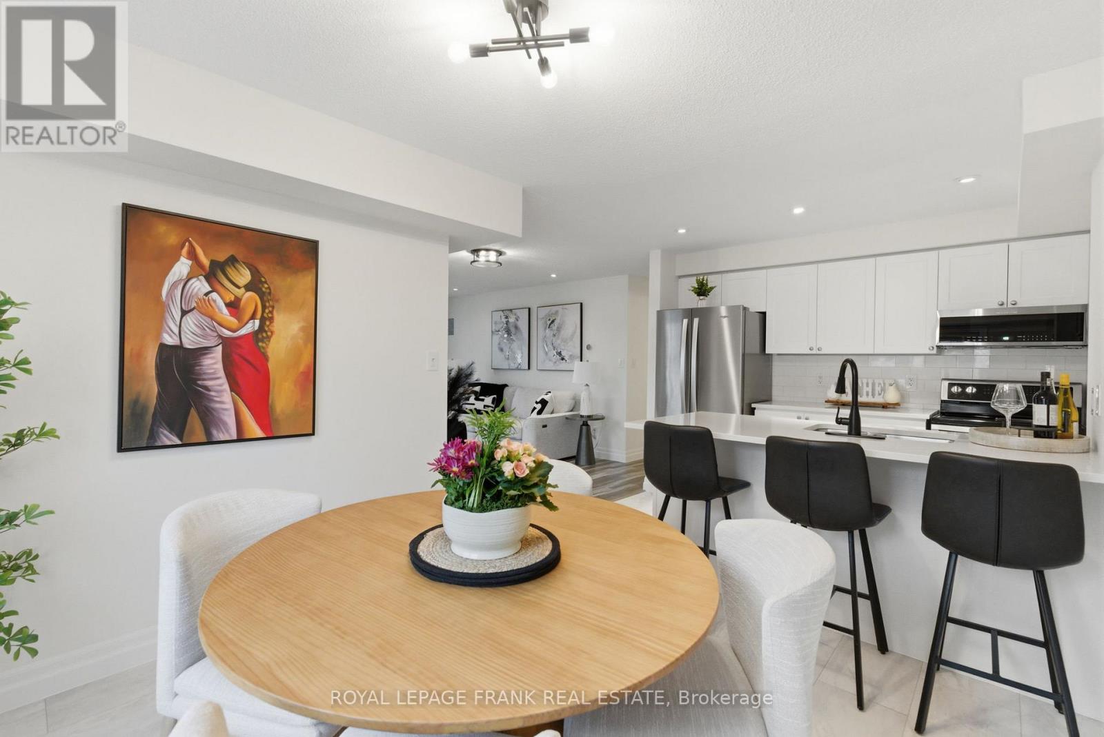 301 - 75 Shipway Avenue, Clarington, Ontario L1B 0B8 - Photo 13 - E12928076