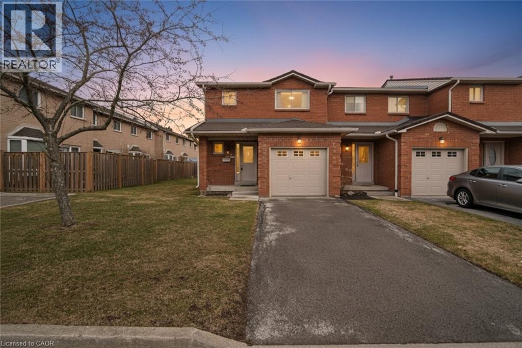 391 Stone Church Road E Unit# 52, Hamilton, Ontario L9B 2H2 - Photo 2 - 40815601