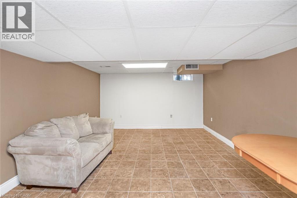 391 Stone Church Road E Unit# 52, Hamilton, Ontario L9B 2H2 - Photo 37 - 40815601