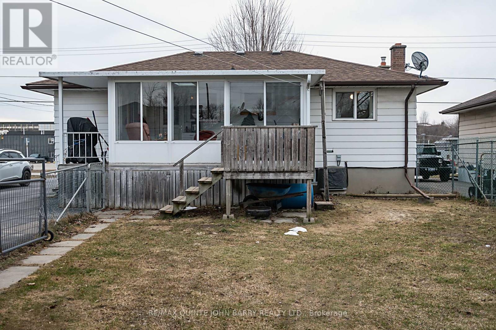 247 West Street, Quinte West, Ontario  K8V 2N2 - Photo 25 - X12928238
