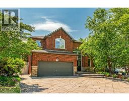 4 MOONSTONE Court, Hamilton, Ontario