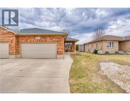 906 BAKER Avenue S, listowel, Ontario