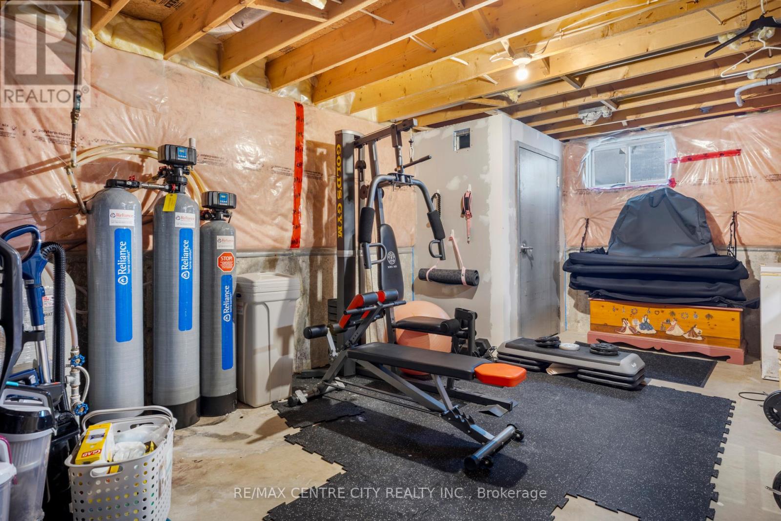 Photo 17 of 28 for 2623 Avon Drive