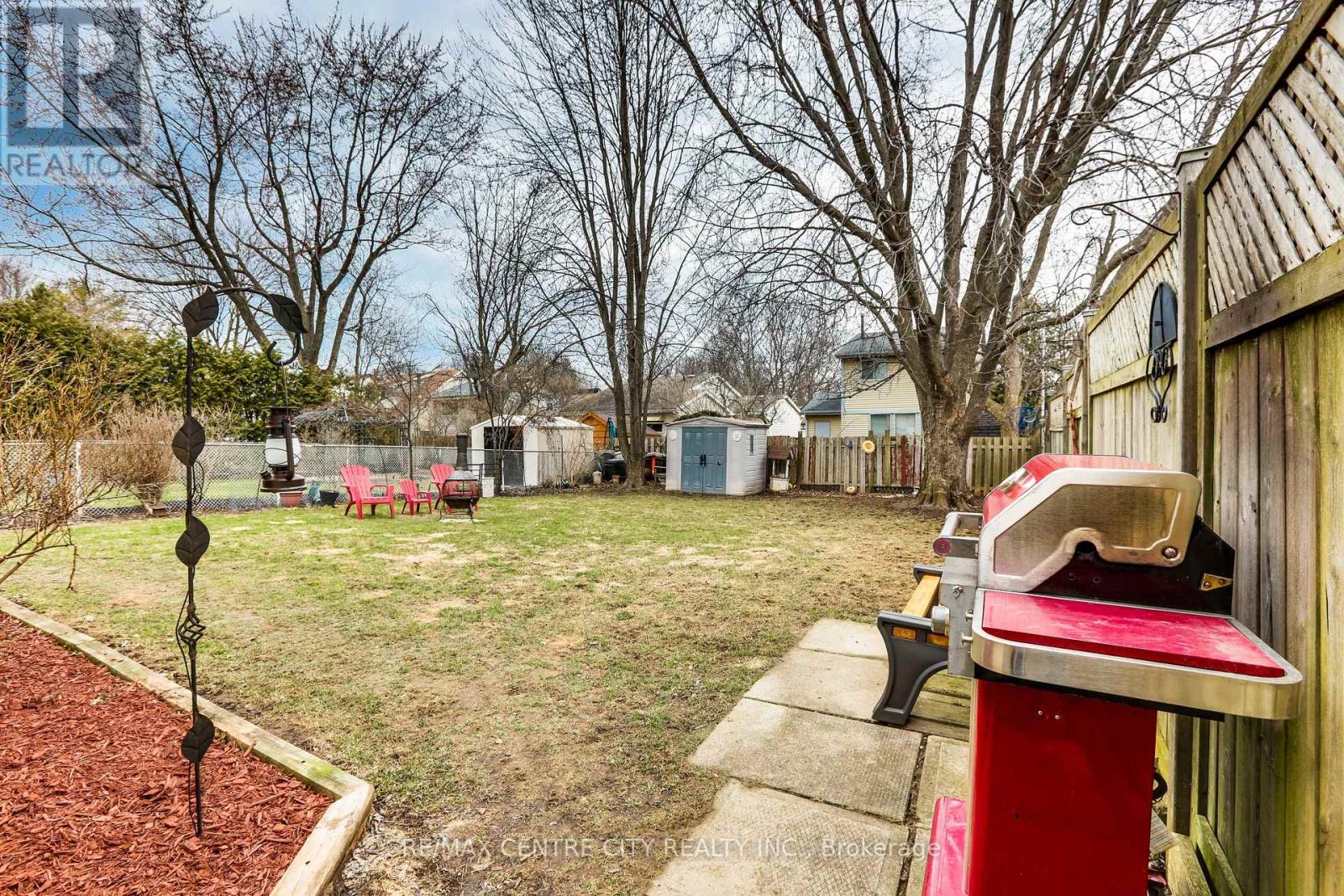 1042 Jalna Boulevard, London South, Ontario  N6E 2M1 - Photo 39 - X12928094