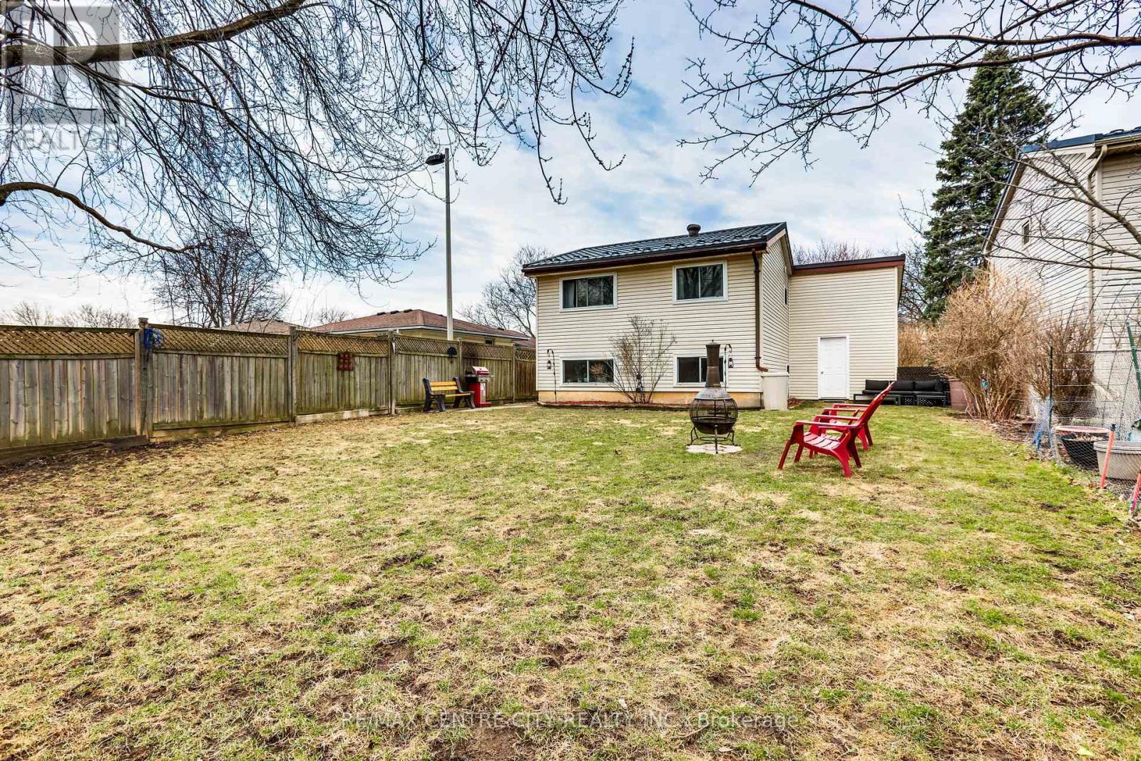 1042 Jalna Boulevard, London South, Ontario  N6E 2M1 - Photo 41 - X12928094