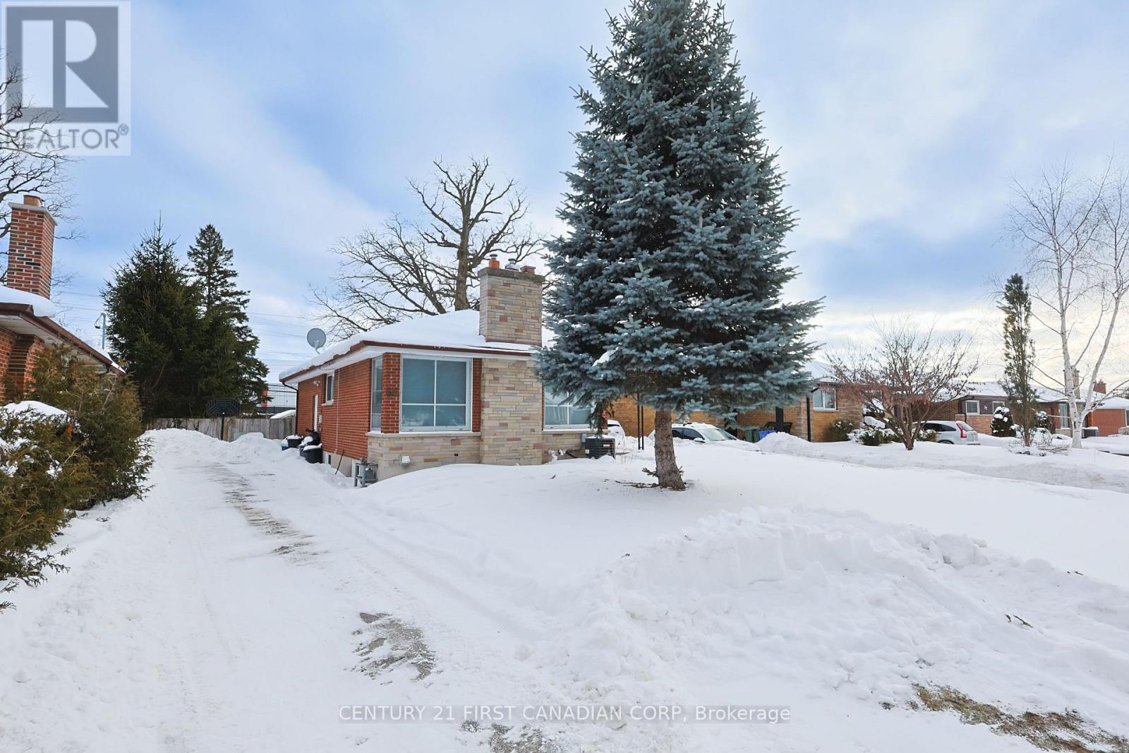 UPPER - 65 IRVING PLACE, London East, Ontario