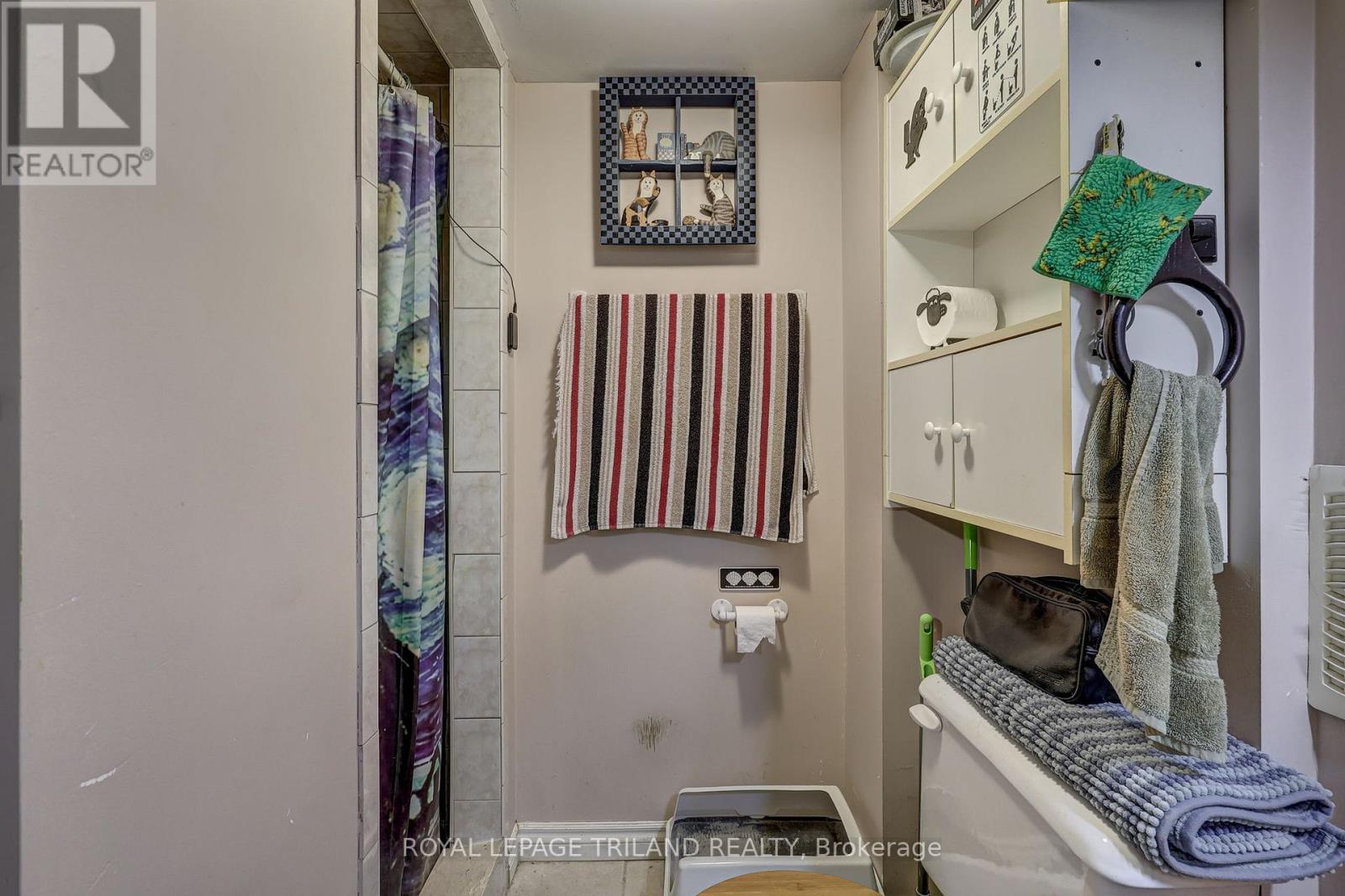 70 Homan Street, London East, Ontario  N5Z 1A8 - Photo 32 - X12928144